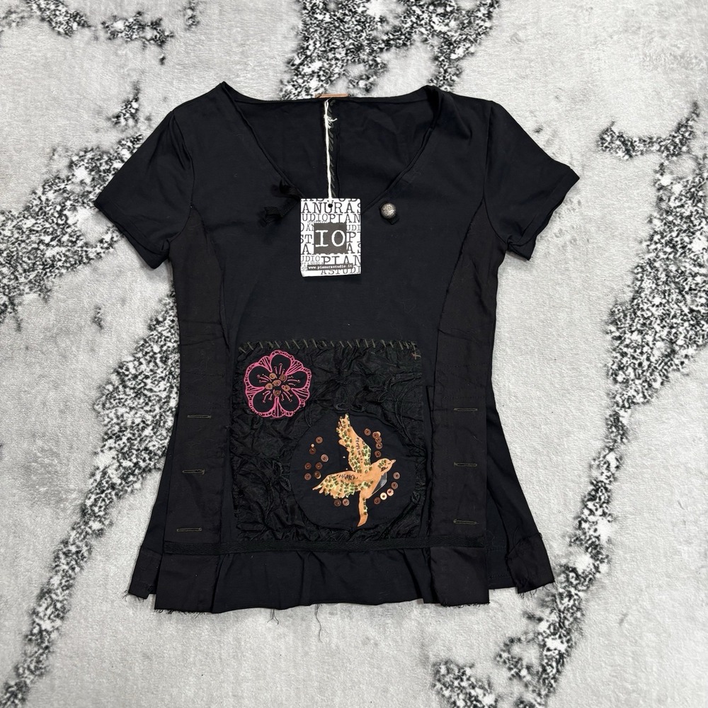 NWT Pianurastudio Studio IO Black Bird Floral Applique Peplum Tunic Top Size M